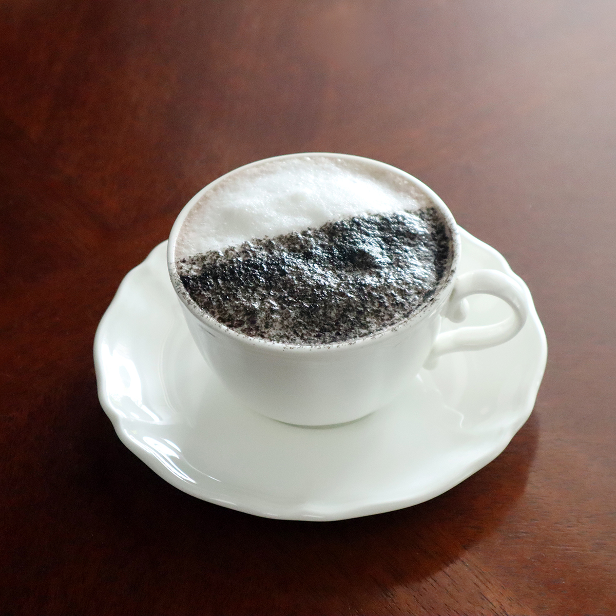 カフェ レックコート_ドリンク_黒ごまココア