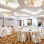 Middle banquet hall "Kyokusui"